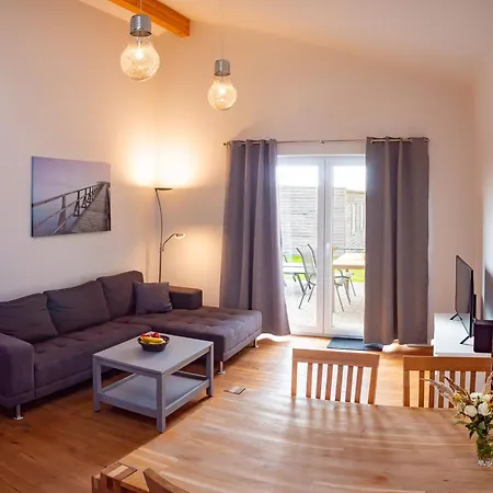 Rueno I Nyaraló Thesenvitz